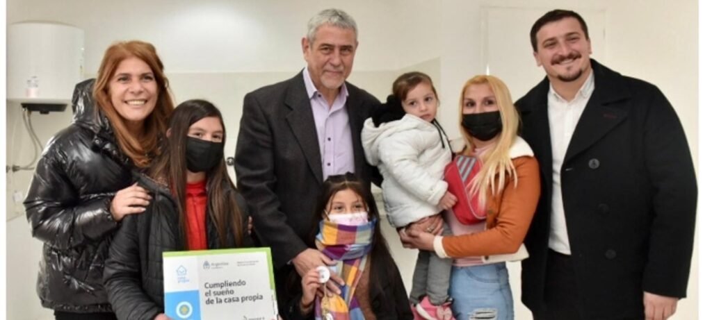 Avellaneda: Nueva entrega de viviendas en Wilde y Sarandí