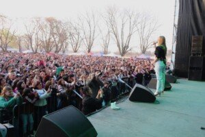 Cañuelas - Canto la Princesita el Domingo en Uribelarrea.