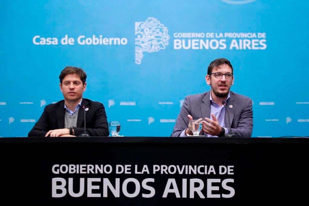 Kicillof y Cuattromo anunciaron los beneficios del Bicentenario del Banco Provincia