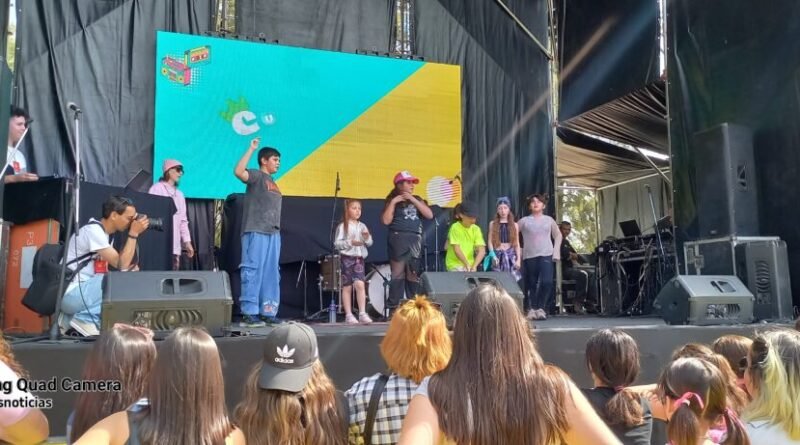 Cañuelas - Este Momento Cultura Pop Teen! En el Parque de la Salud