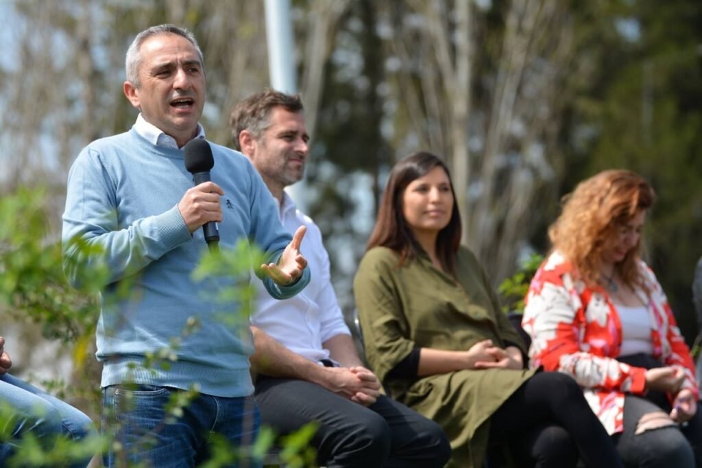 Larroque y Vilar lanzaron el programa Bonaerenses por el ambiente