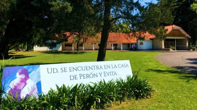 San Vicente – Descubrimiento del mural de Eva Perón en el marco del 75º aniversario de la sanción del voto femenino