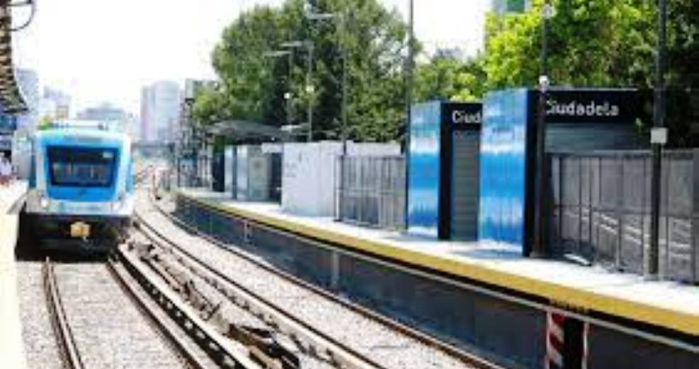 Trenes Argentinos  - lanzan licitación para renovar las estaciones Ciudadela y Liniers de la línea Sarmiento