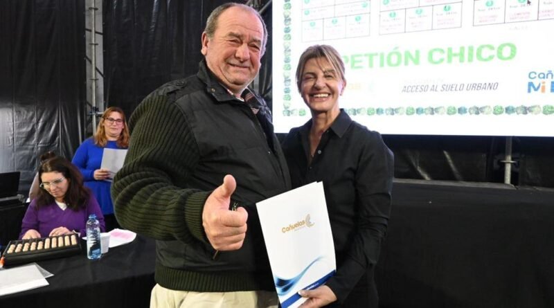 Petión Chico Cañuelas: Se realizó el sorteo de lotes bajo el programa “Cañuelas, mi lugar.- 
