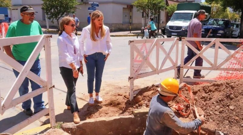 En Cañuelas Bacheo, agua y cloacas: Dieron inicio importantes obras.