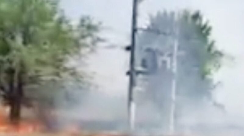 Edesur Cañuelas - Se prendió fuego un transformador de 13800 voltios en calle Alende.