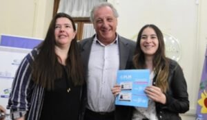 Transporte bonaerense entregó más de 500 nuevos pases libres multimodales en benito juárez