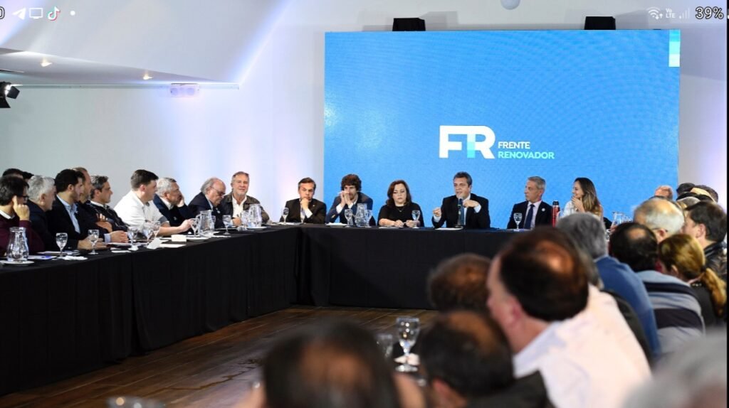 El Frente Renovador fue parte fundacional de un espacio político hace 3 años, Comunicado.