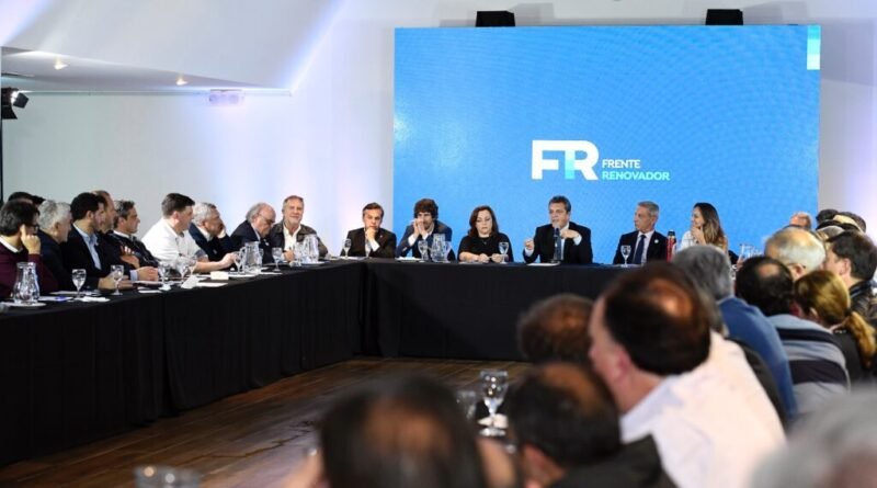 El Frente Renovador fue parte fundacional de un espacio político hace 3 años, Comunicado.- 