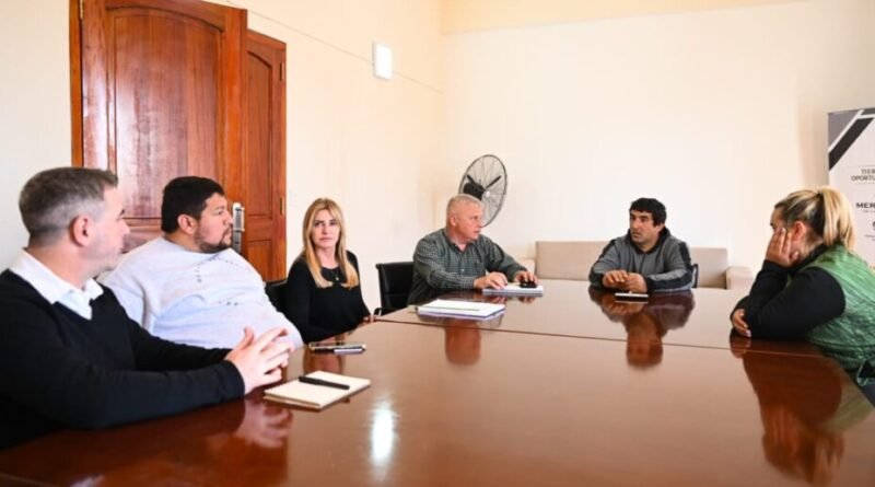 Uribelarrea Cañuelas - Mesa de trabajo para segurar la continuidad del club Uribelarrea.