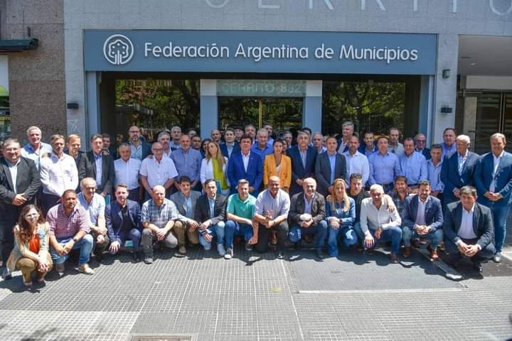 Intendentes de la FAM Activan Estrategia Judicial Contra Milei.