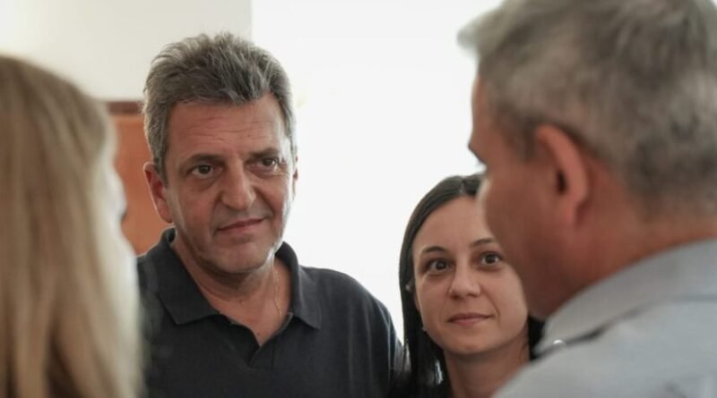 Roque Pérez -  El Retorno de Sergio Massa: Un Nuevo Impulso para el Frente Renovador