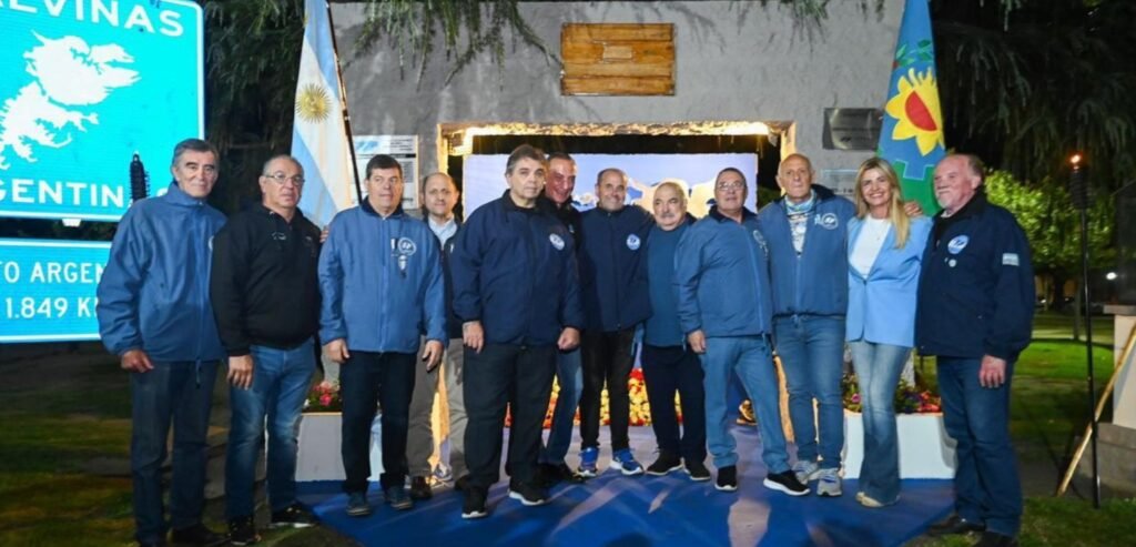 # Cañuelas homenajeó a sus veteranos en el 42° aniversario de la Guerra de Malvinas