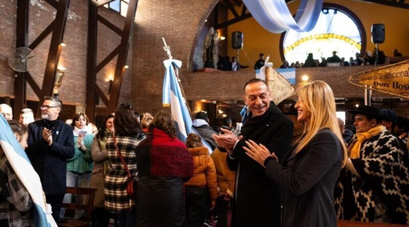 Con un tradicional Te Deum, Cañuelas celebró el 208° Aniversario de la Declaración de la Independencia