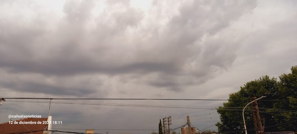 Tormentas Fuertes con lluvias intensas y ocasional caída de Granizós.