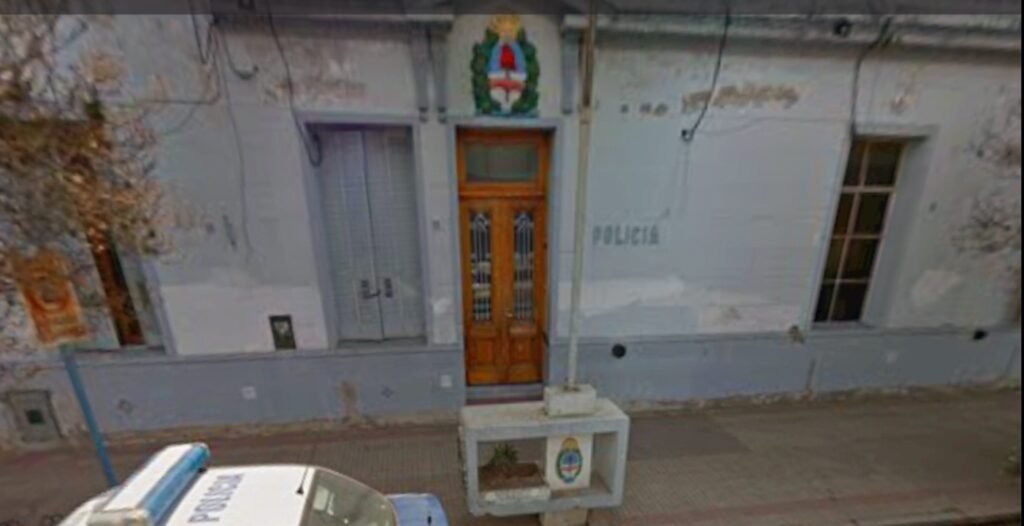 Lobos – fuga en comisaría 1  un imputado escapó durante su notificación judicial.