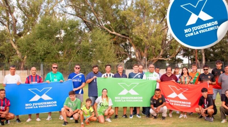 Lobos - Se une contra la violencia en el deporte. Lanzan campaña 'No Juguemos con la Violencia'"