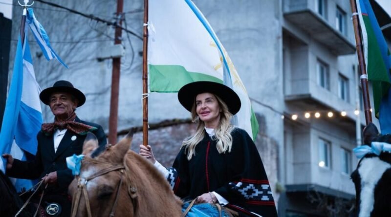 Desfile guacho Cañuelas Noticias