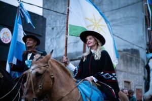 Desfile guacho Cañuelas Noticias