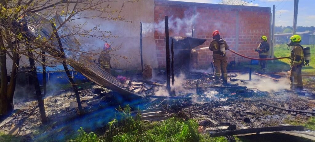 Los Nogales Cañuelas "Perdió todo en un instante, la historia de Martina, la madre soltera  que clama por ayuda"