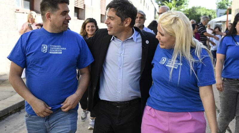 Kicillof encabezó la renovación de autoridades de la Juventud Universitaria Peronista-