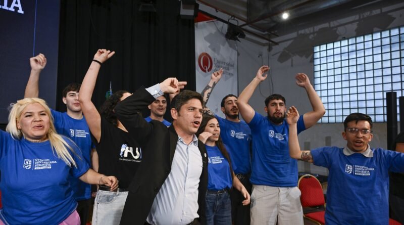 Kicillof encabezó la renovación de autoridades de la Juventud Universitaria Peronista-