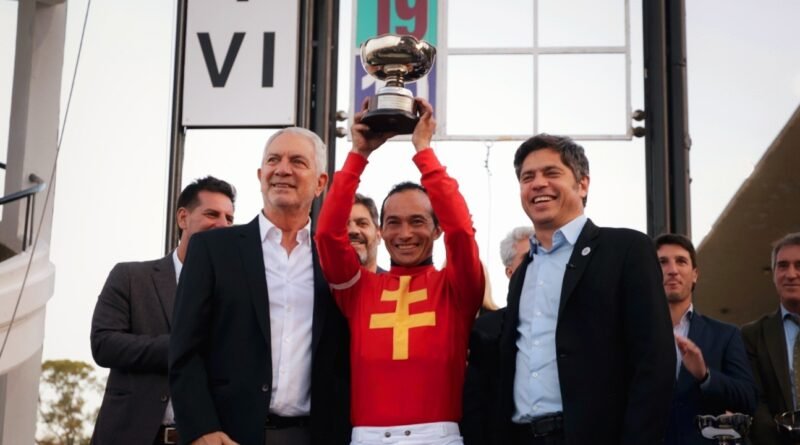 Kicillof Presidió el Gran Premio Internacional Dardo Rocha en el Hipódromo de La Plata