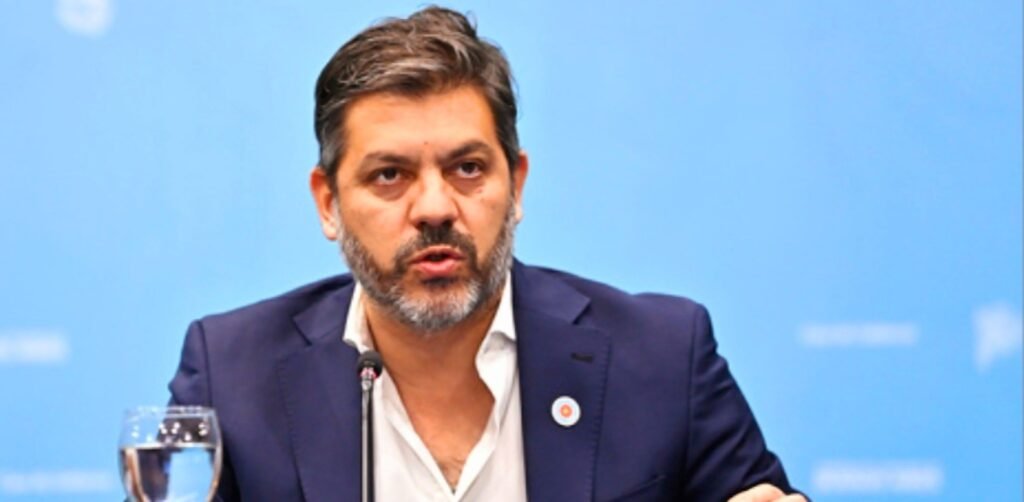 La Plata - Provincia Anuncia Alivio Fiscal y Promociones de Verano en Medio del Reclamo por las Obras del Río Salado