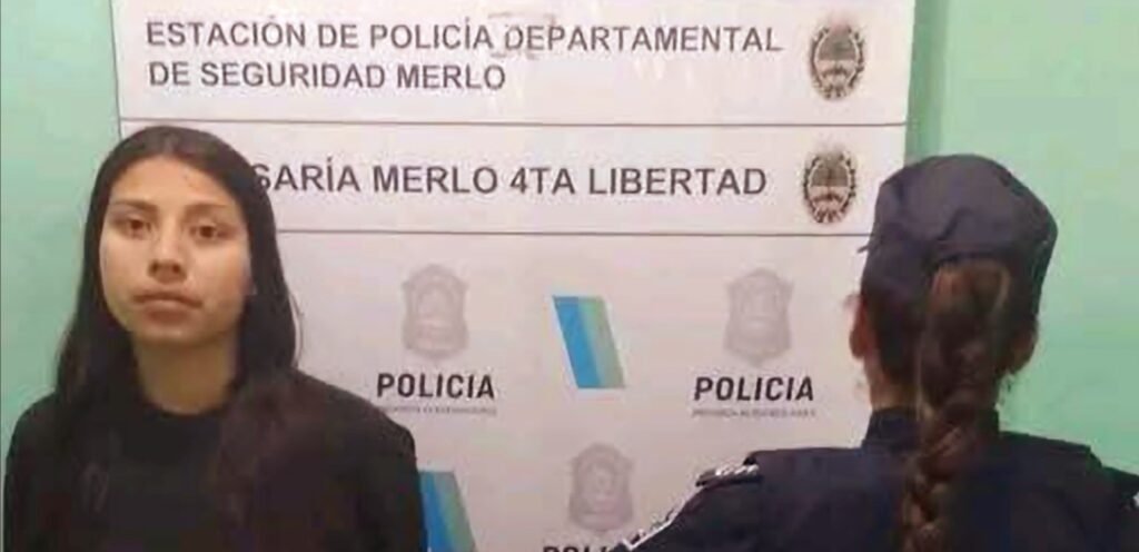 Merlo Bs. As.- Una Joven de 18 años Extorsionaba a clientes con un arma en videollamadas