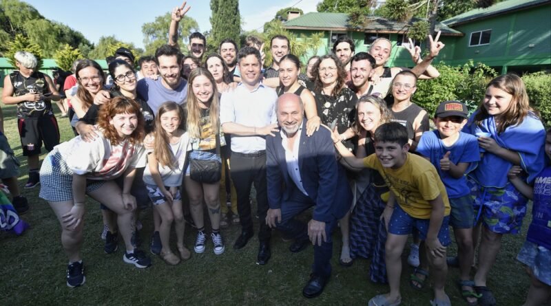 Ensenada Kicillof Presentó el Operativo Verano 2026 con Críticas a la Política Turística Nacional- 