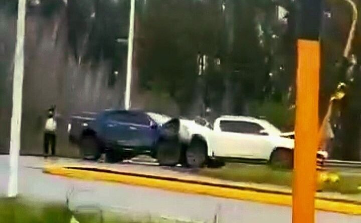 Cañuelas Violento choque en el km 54 de la Ruta 3 Ford Ranger conducida por el popular mecánico tiktoker "- 