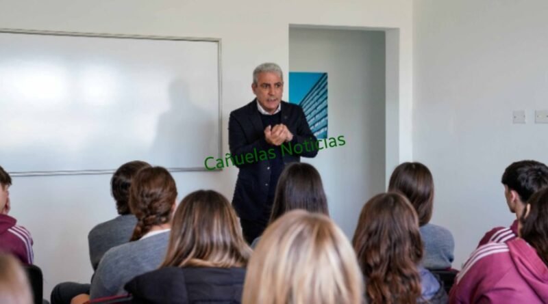 Cañuelas: la Universidad de Morón realizó la Expo Orientación Vocacional 2026-